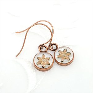 Antique-Copper-Round-Earrings-with-Clear-resin-and-Peach-Flower-2
