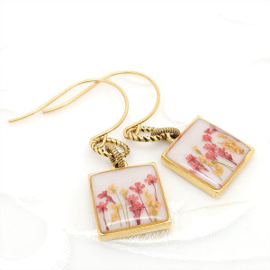 Antique-Gold-Square-Earrings-with-Tiny-Red-and-Yellow-Flowers-2