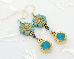 Turquoise-Beaded-Earrings