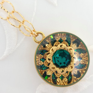 14kt-Gold-Filled-Emerald-Kaleidoscope-Pendant-Necklace-version-1
