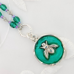 Antique-Silver-Bee-Pendant-Necklace-with-Green-Resin-and-Handlinked-Beaded-Chain-1